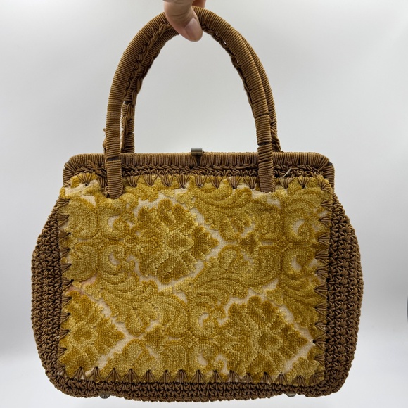 Vintage Italian Tapestry handbag with feet. - Picture 8 of 11